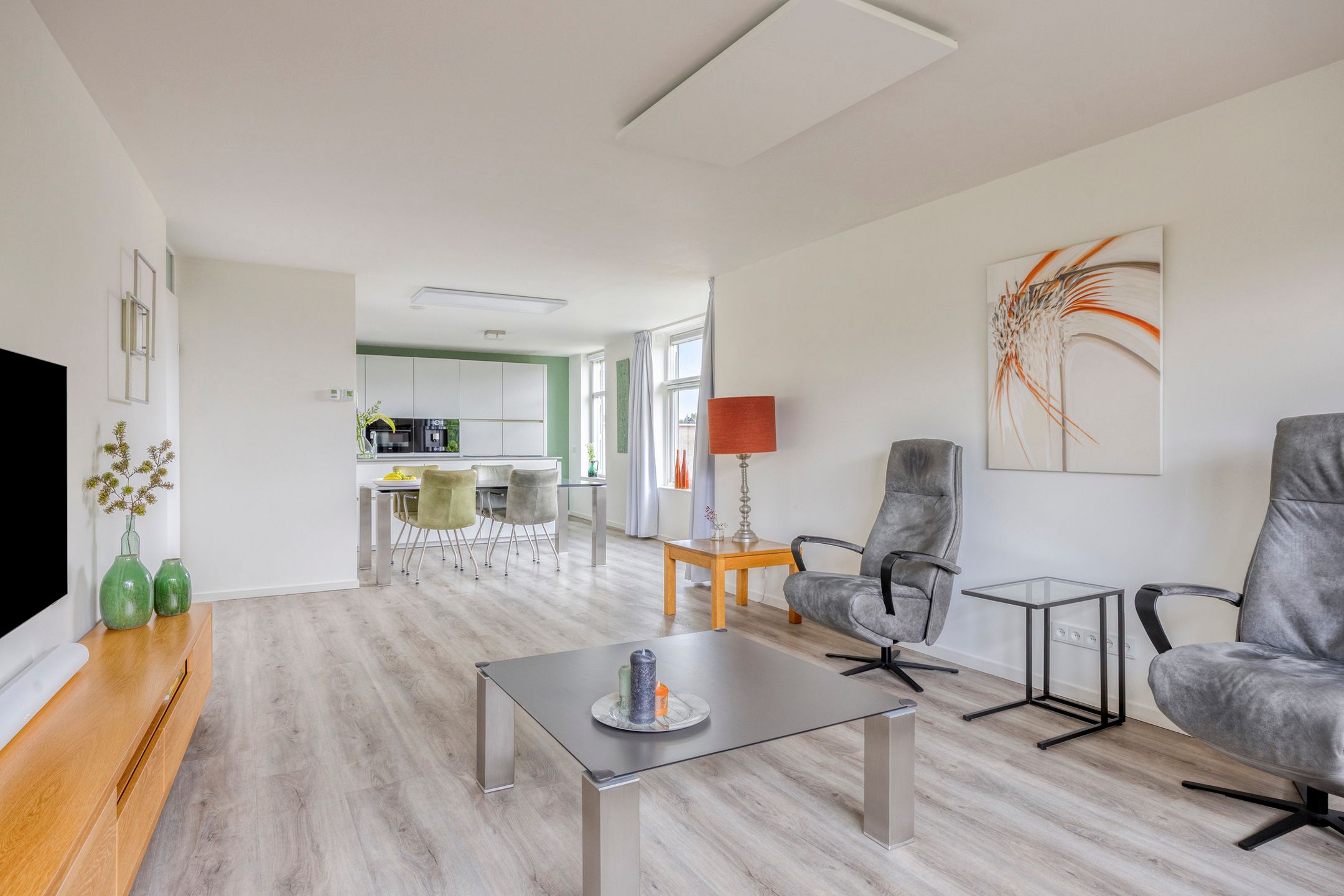 Turnkey Corner Apartment with Lift and Balcony in Heino Centre — 18