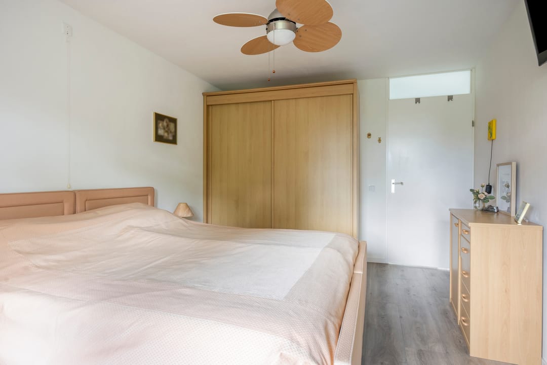 Turnkey Corner Apartment with Lift and Balcony in Heino Centre — 26