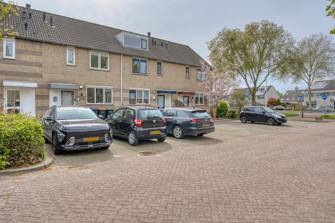 Move-in ready terraced house with 4 bedrooms, energy label A and south-facing garden in Heer Oudelands Ambacht — 46