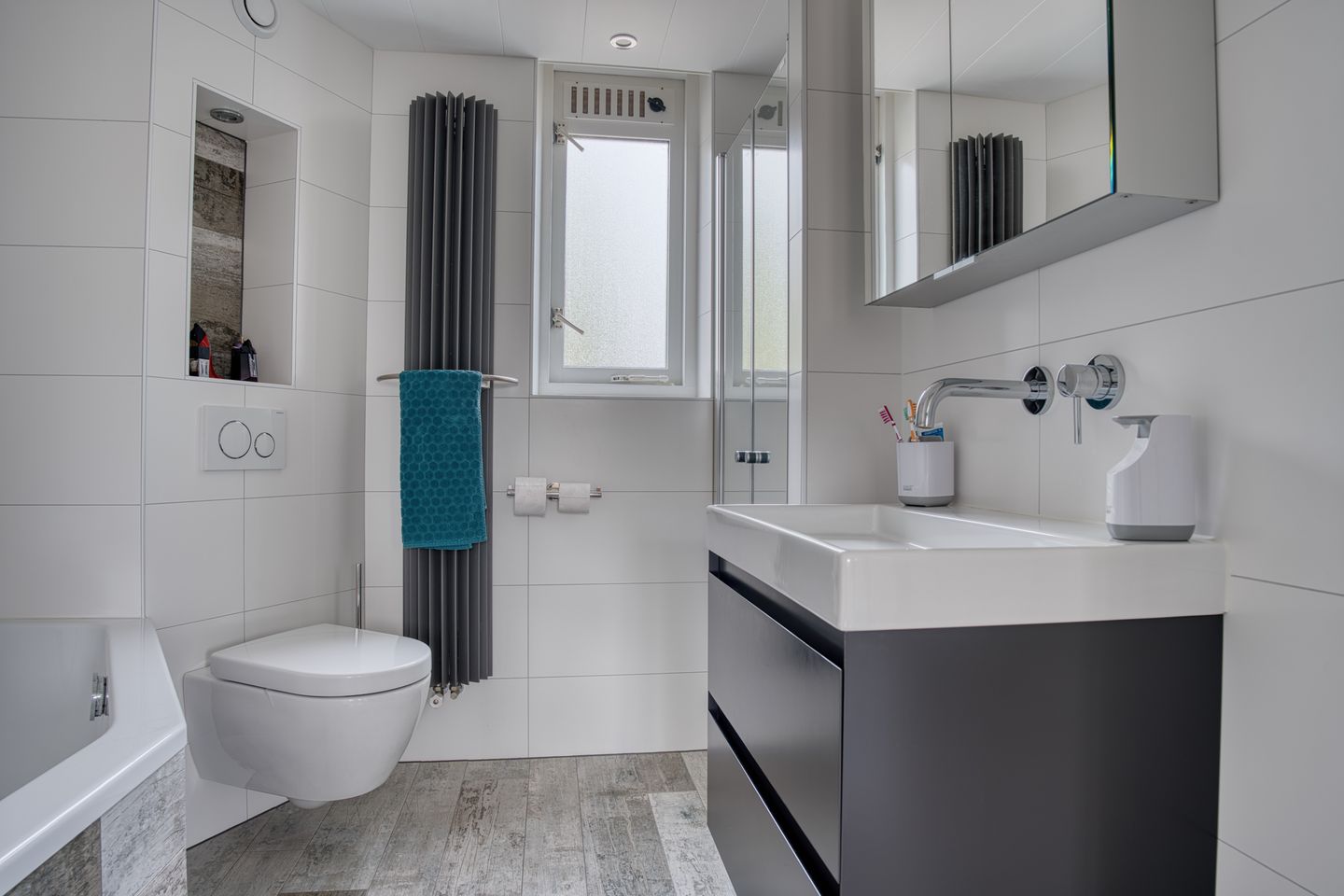 Move-in ready terraced house with 4 bedrooms, energy label A and south-facing garden in Heer Oudelands Ambacht — 25