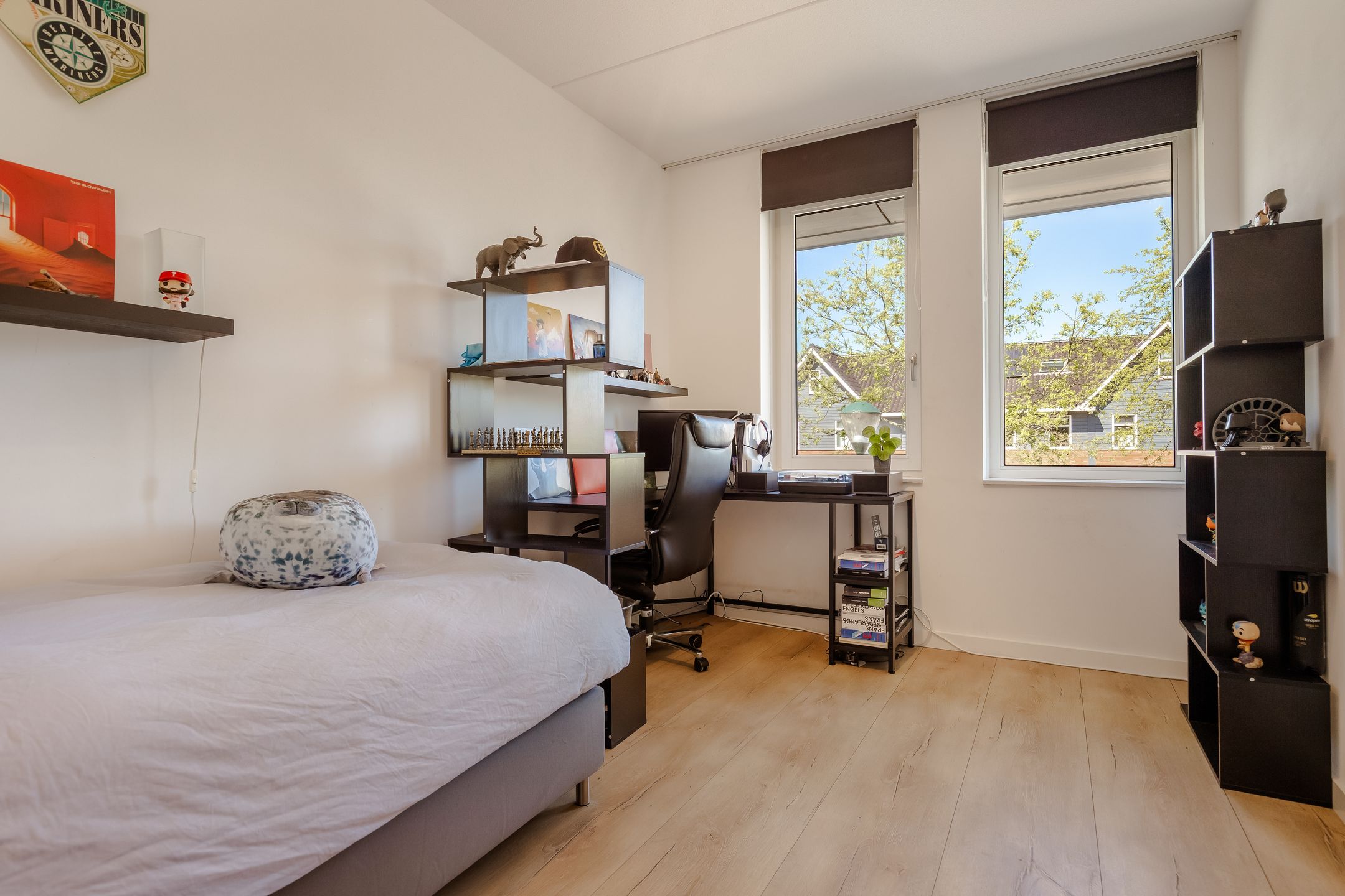 Modern Family Home in Popular Blaricummermeent — 15