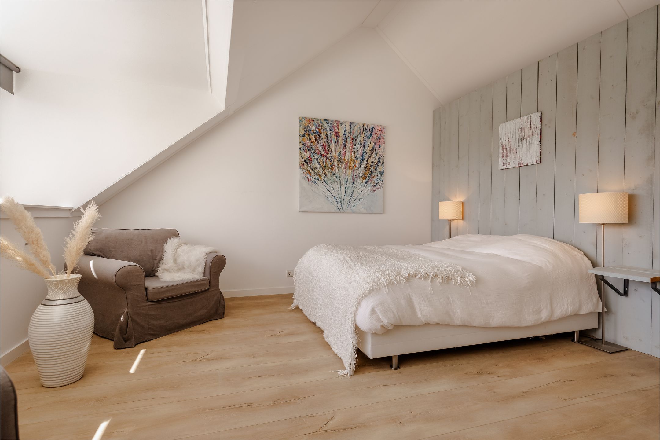 Modern Family Home in Popular Blaricummermeent — 21