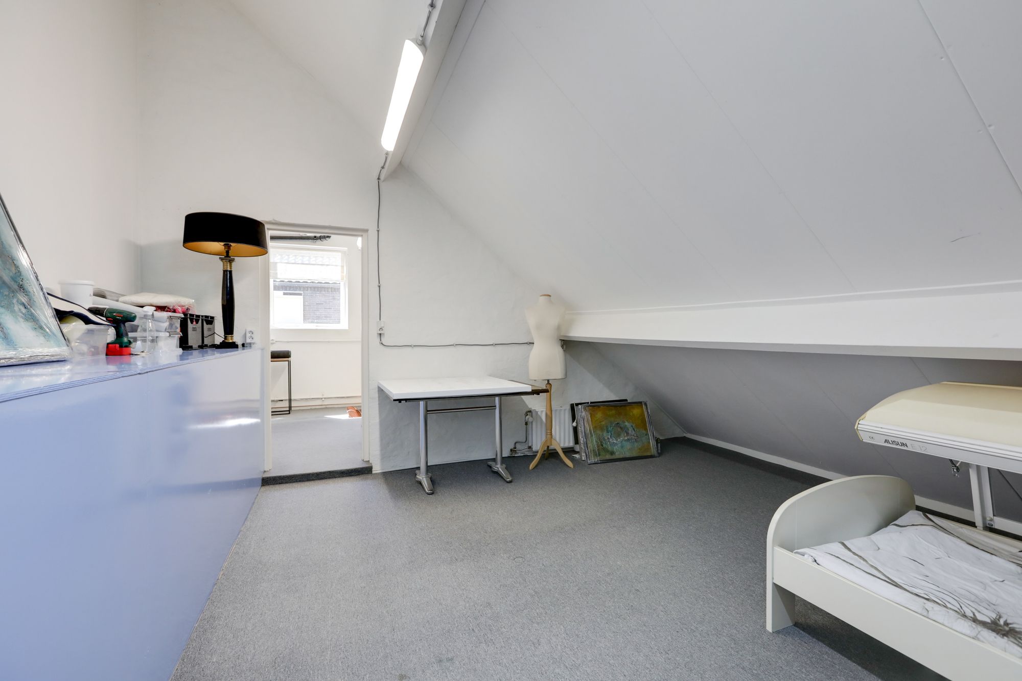 Photo 36 of Nieuwe Steeg 1