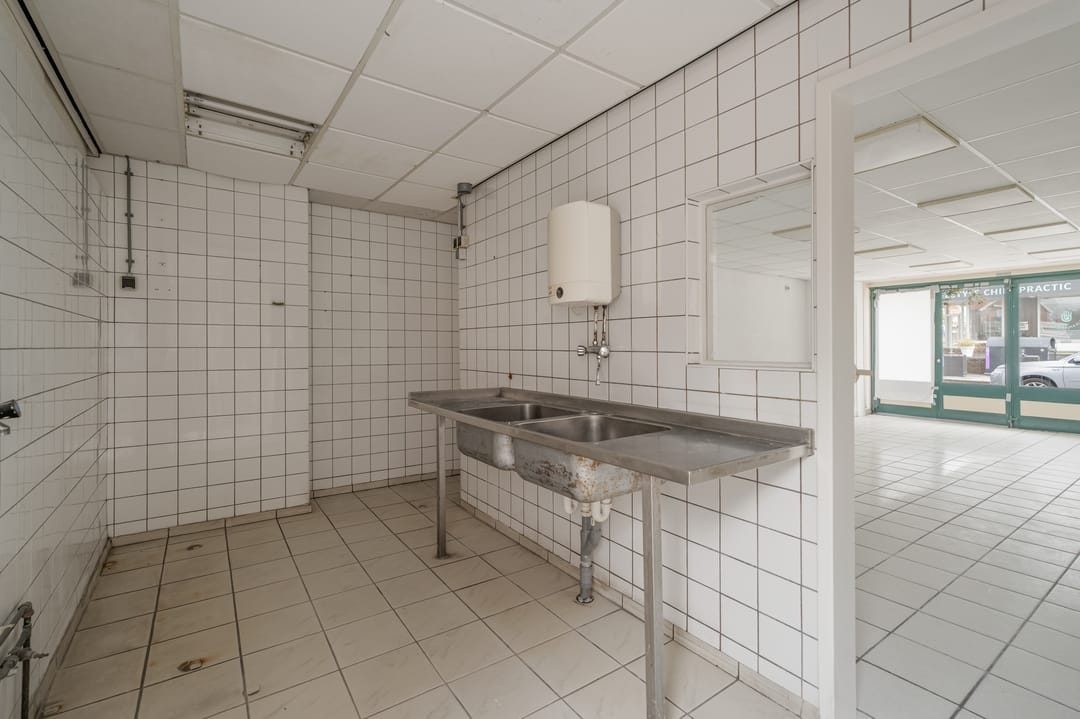 Photo 32 of Prins Bernhardstraat 47