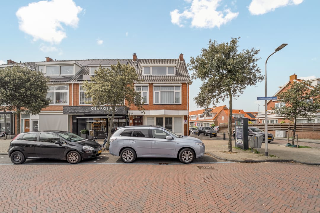 Photo 28 of Prins Bernhardstraat 47