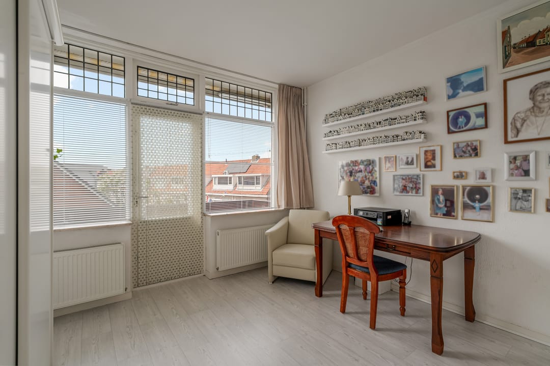 Photo 17 of Prins Bernhardstraat 47