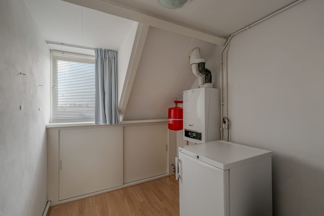 Photo 23 of Prins Bernhardstraat 47