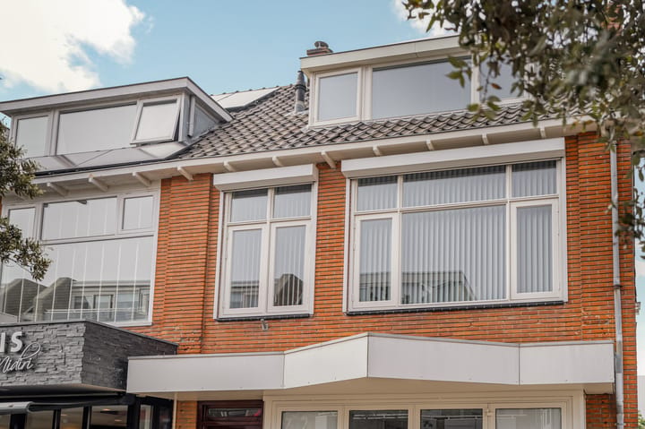 Photo 3 of Prins Bernhardstraat 47