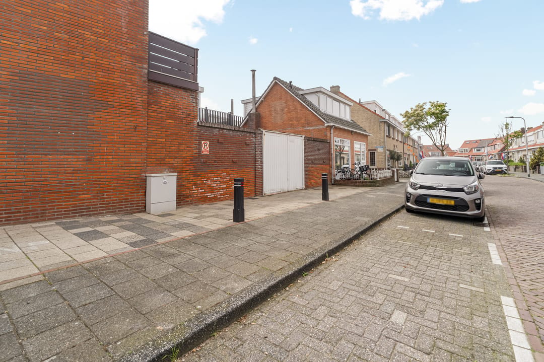 Photo 38 of Prins Bernhardstraat 47
