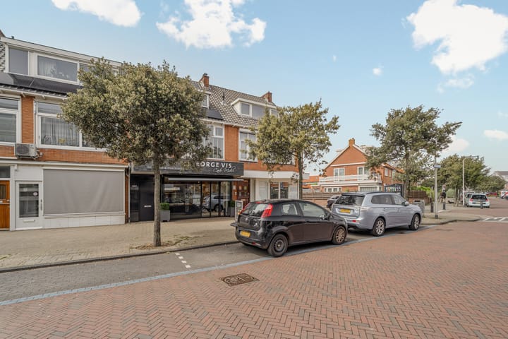 Photo 2 of Prins Bernhardstraat 47