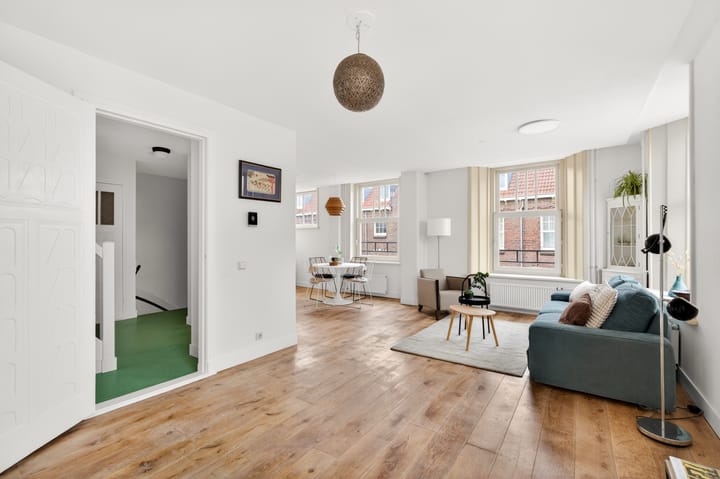 Foto 2 van Van Effenstraat 1-3