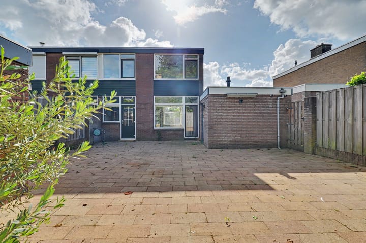 Photo 2 of Violierstraat 25