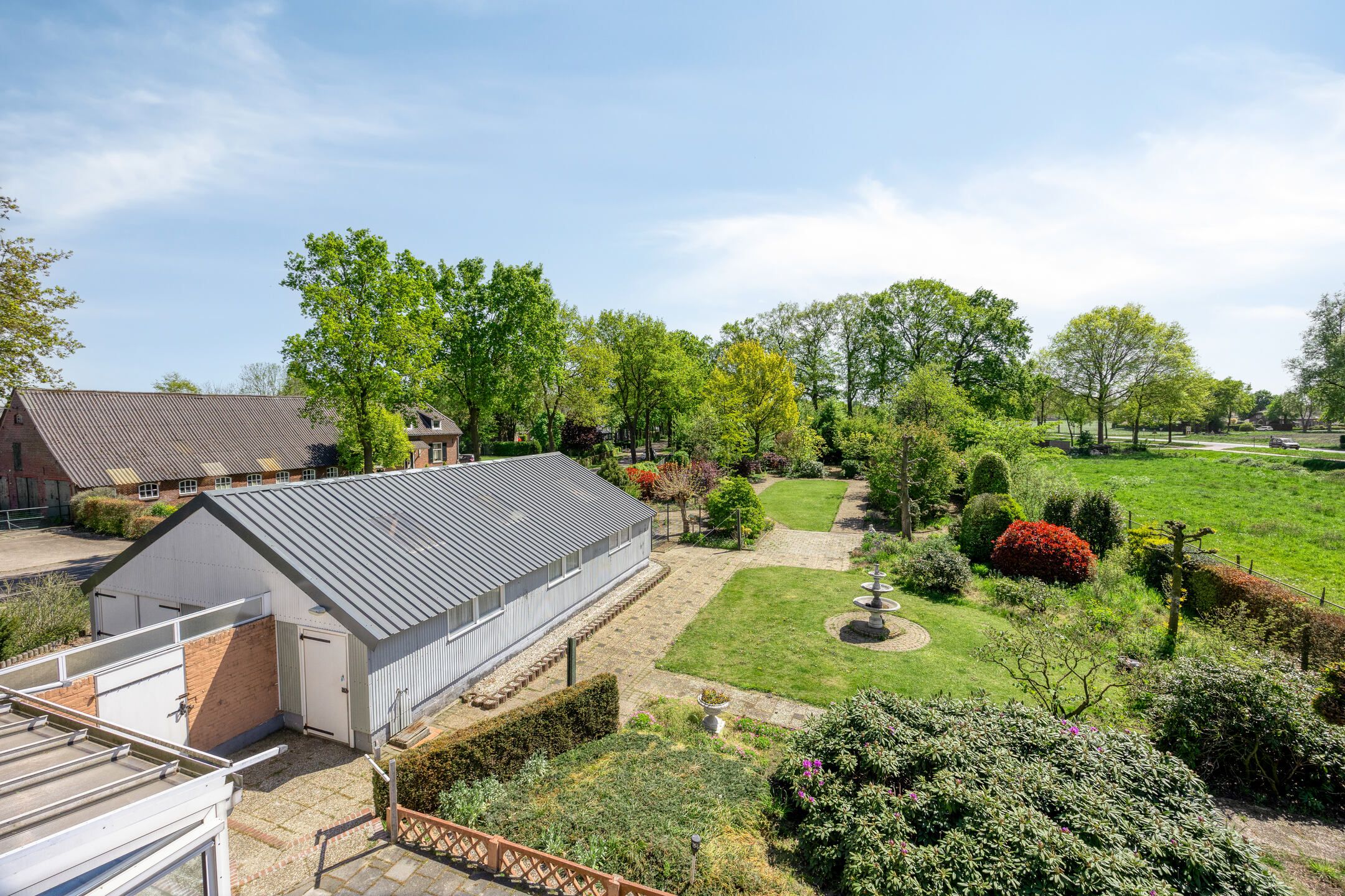 Detached Home with Extensive 3690 m² Plot in Rural Sint Hubert — 63