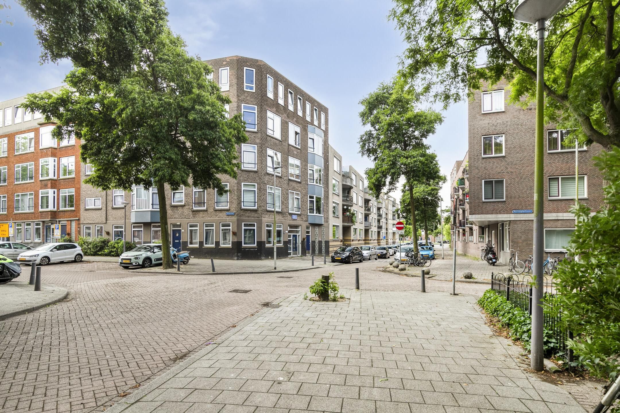 Photo 3 of Meester Willemstraat 10