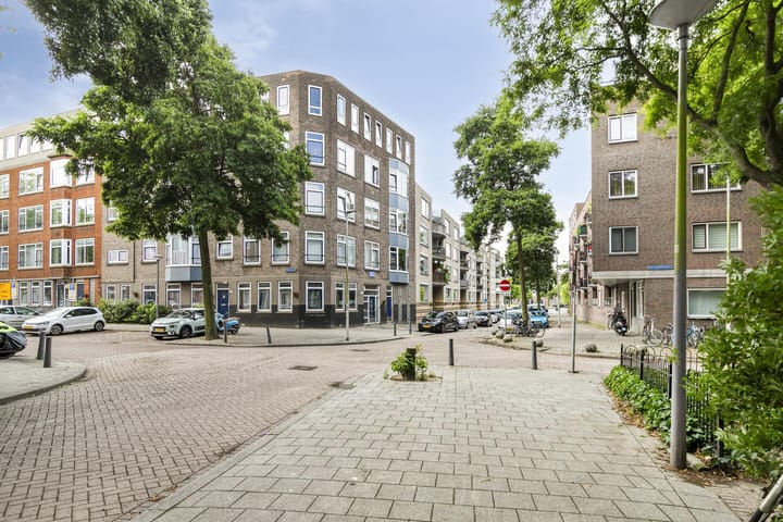 Photo 3 of Meester Willemstraat 10