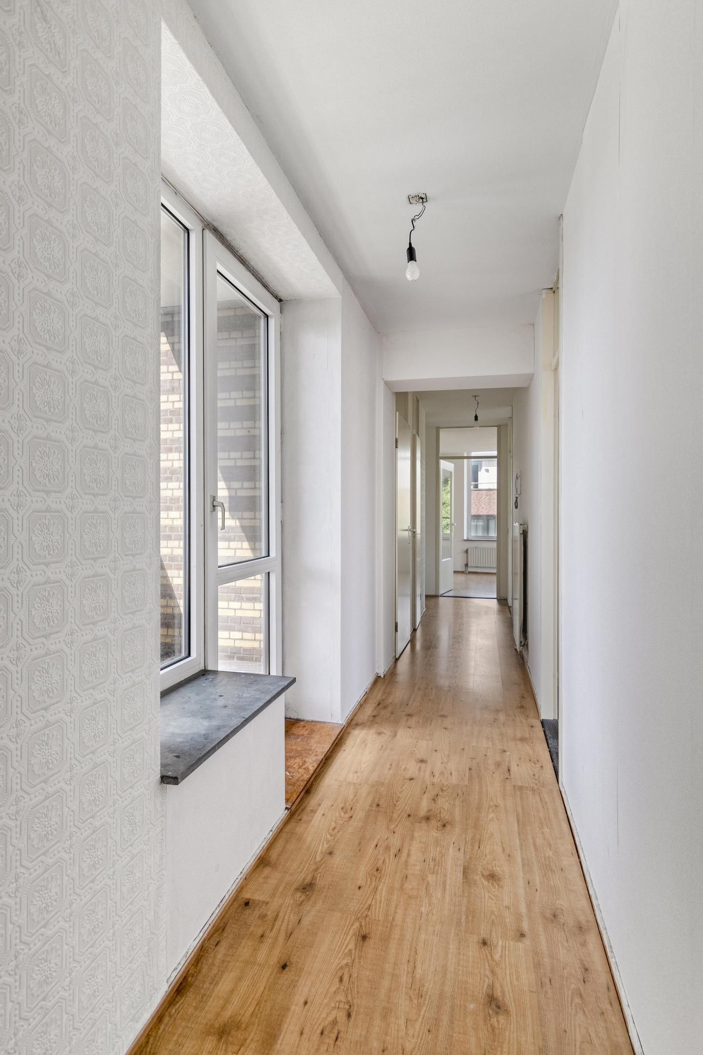 Photo 19 of Meester Willemstraat 10
