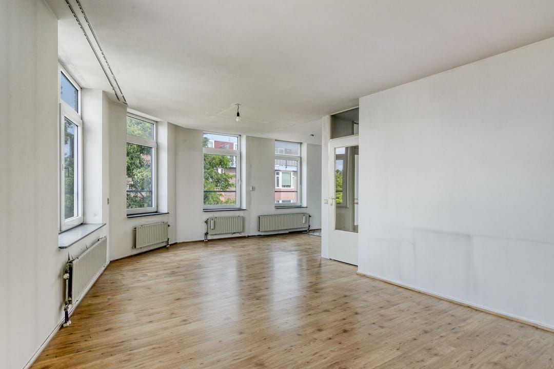 Photo 13 of Meester Willemstraat 10