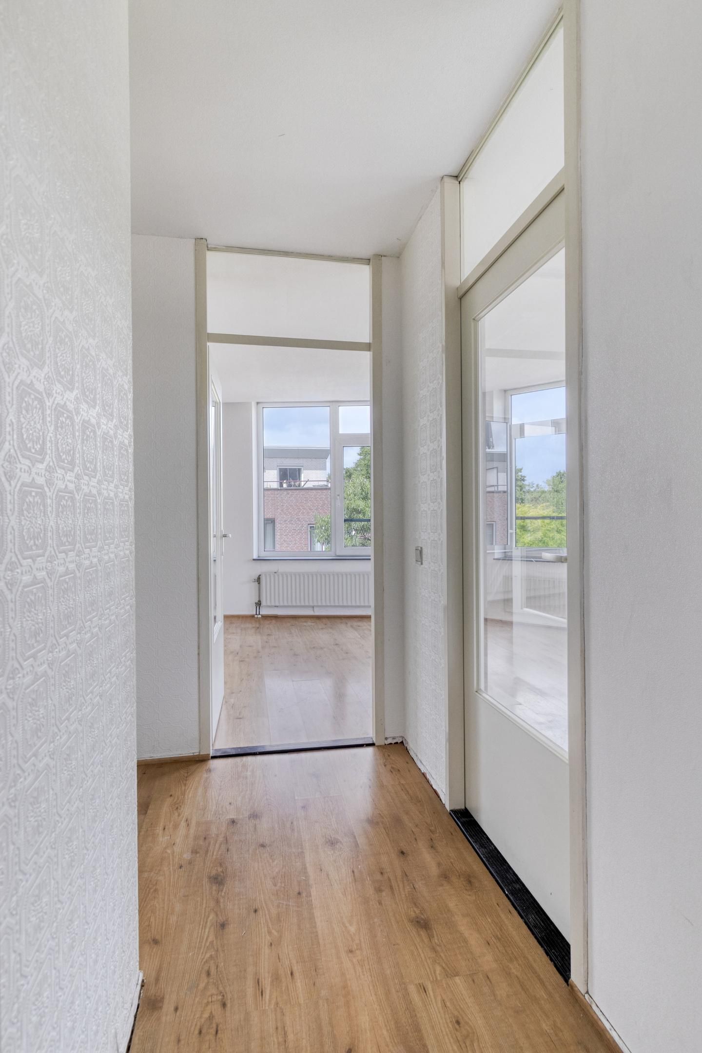 Photo 21 of Meester Willemstraat 10