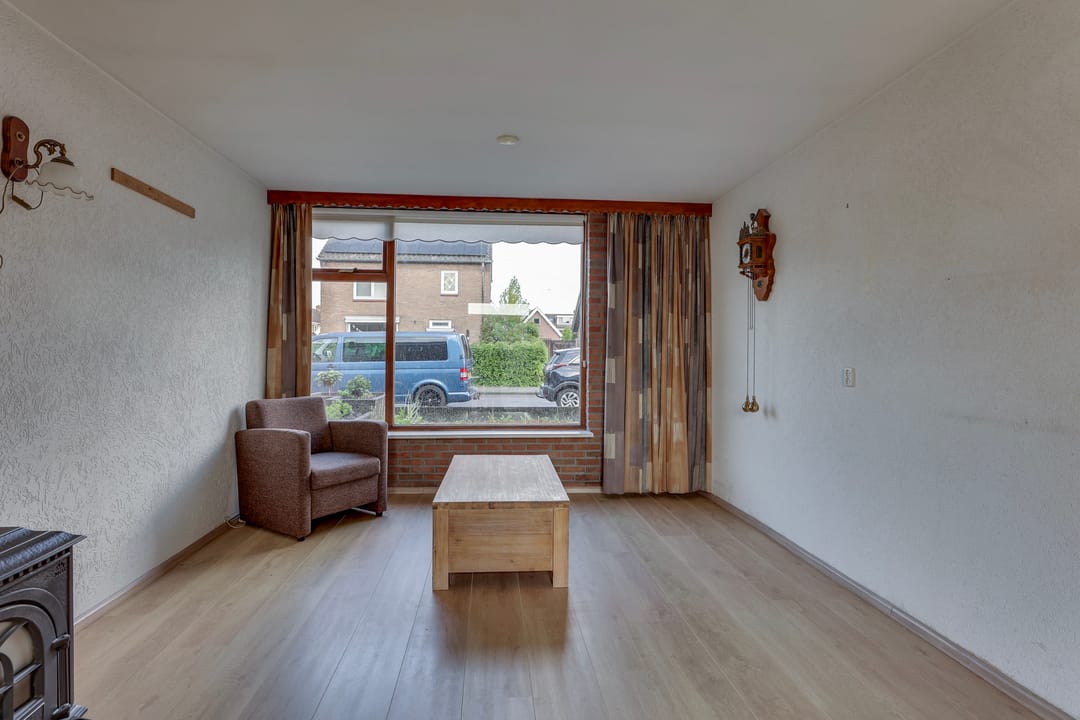 Terraced house with renovation potential in Hattem-Noord — 8