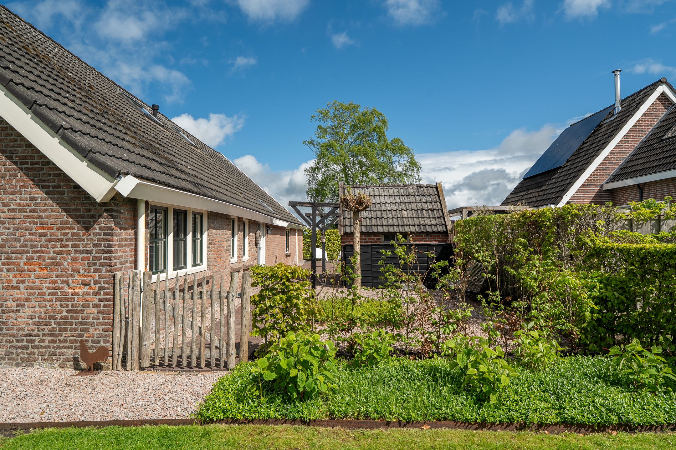 Spacious Farmhouse with Separate Guest Accommodation in Drenthe — 108