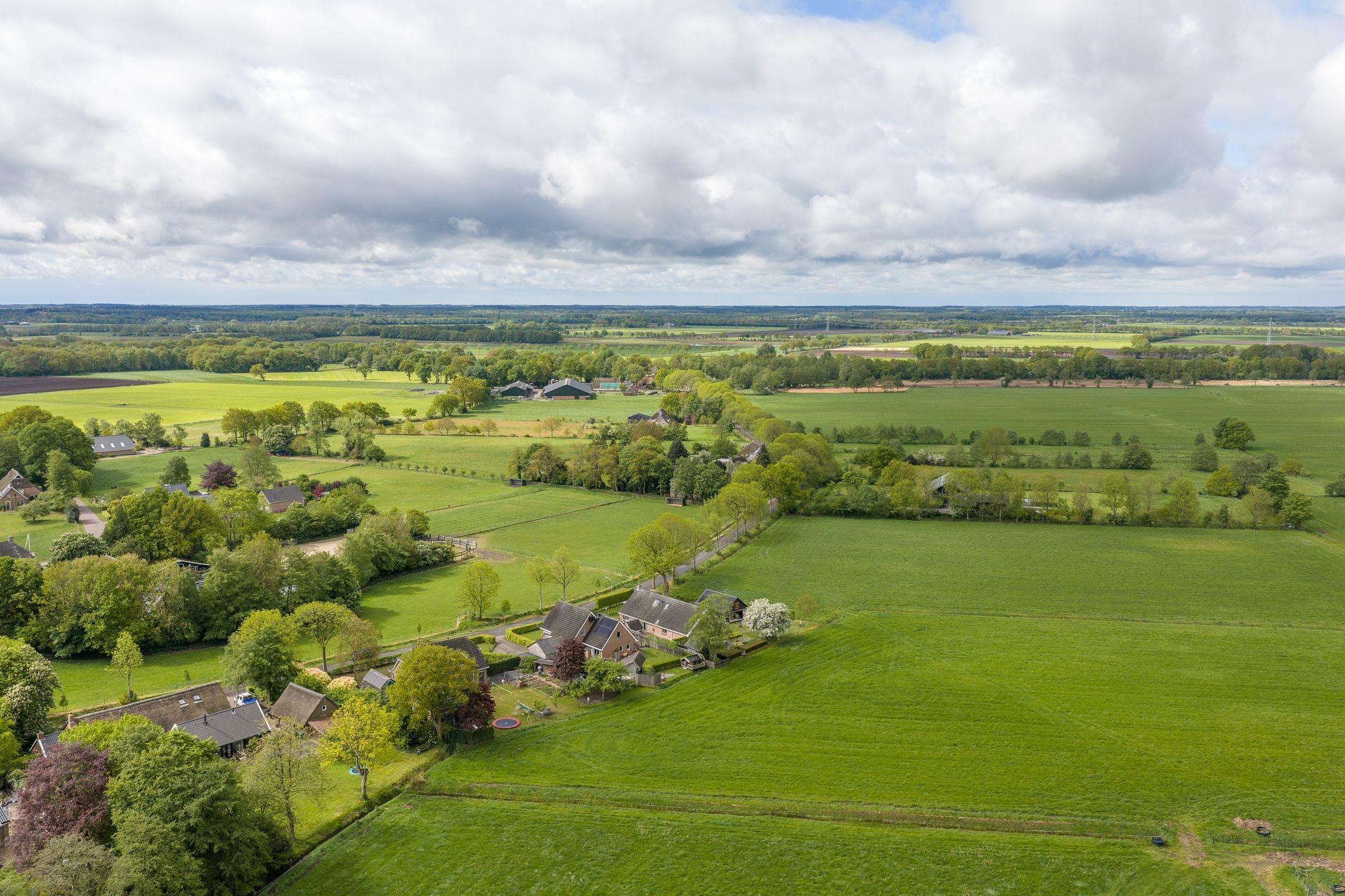 Spacious Farmhouse with Separate Guest Accommodation in Drenthe — 129