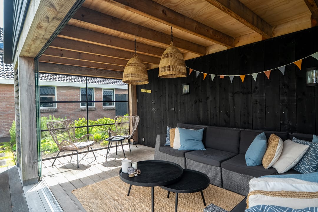 Spacious Farmhouse with Separate Guest Accommodation in Drenthe — 83
