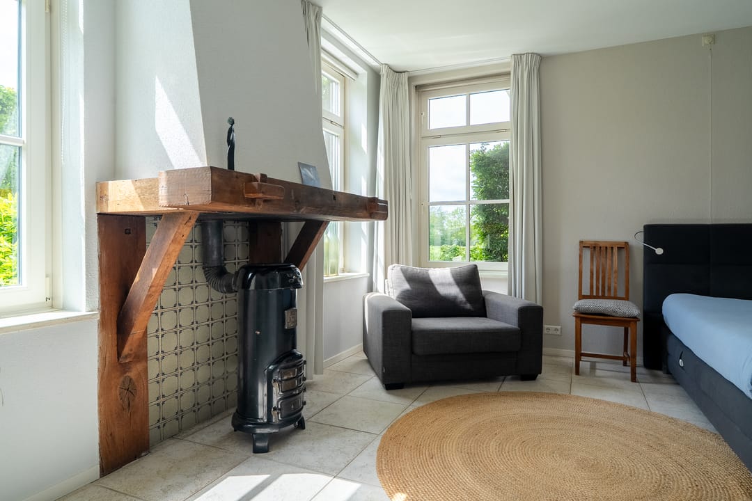 Spacious Farmhouse with Separate Guest Accommodation in Drenthe — 43