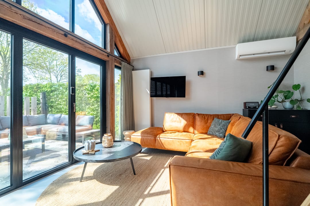 Spacious Farmhouse with Separate Guest Accommodation in Drenthe — 118