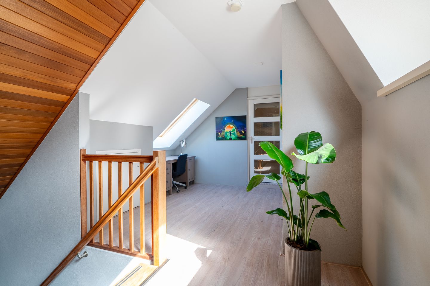Spacious Farmhouse with Separate Guest Accommodation in Drenthe — 59