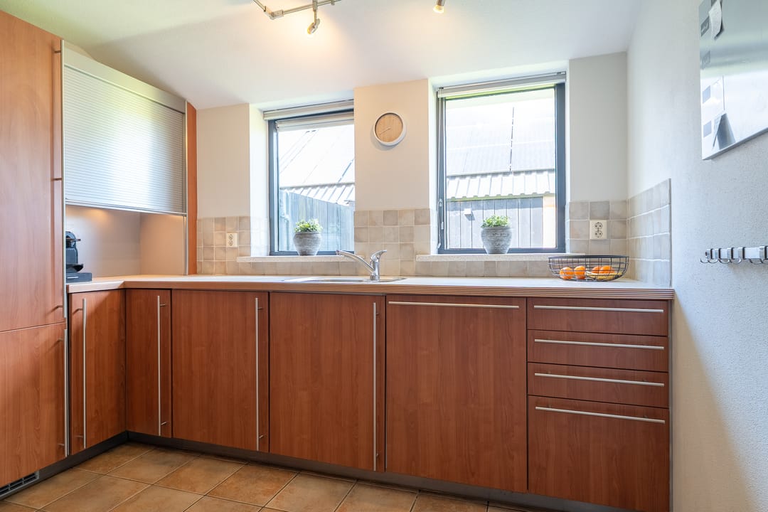 Spacious Farmhouse with Separate Guest Accommodation in Drenthe — 37