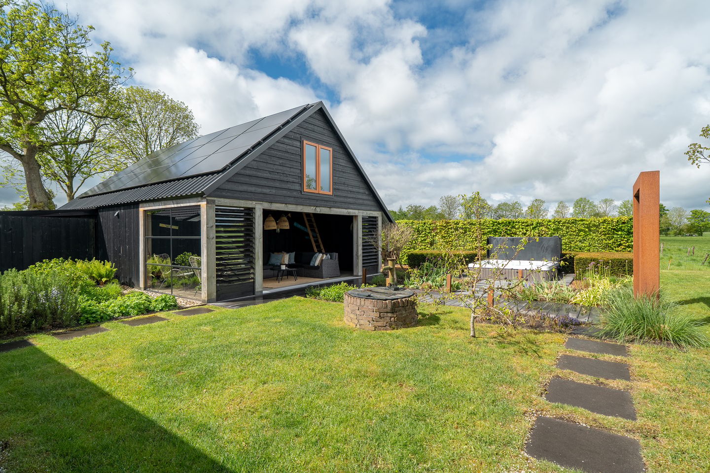 Spacious Farmhouse with Separate Guest Accommodation in Drenthe — 80