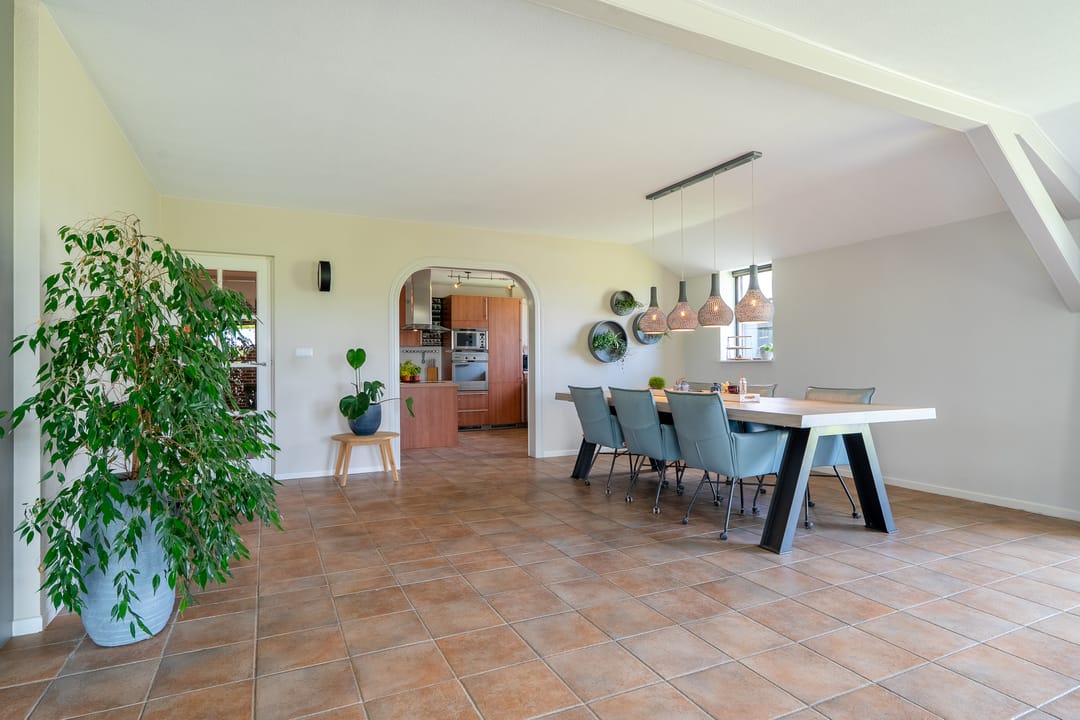 Spacious Farmhouse with Separate Guest Accommodation in Drenthe — 31