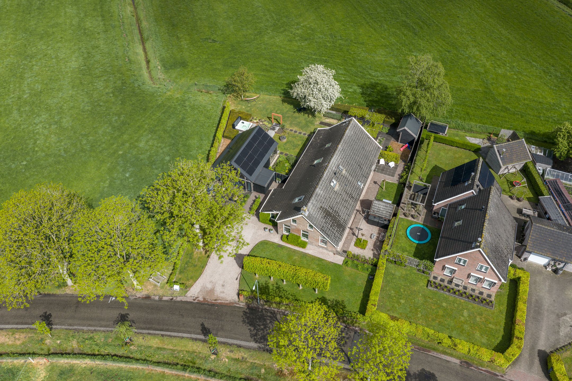 Spacious Farmhouse with Separate Guest Accommodation in Drenthe — 132
