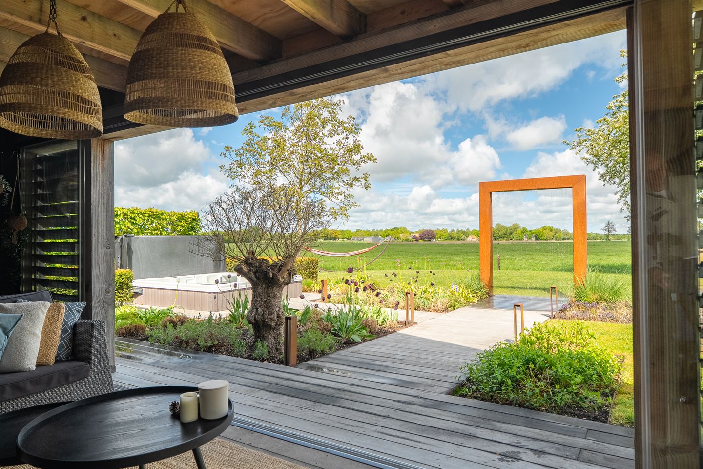 Spacious Farmhouse with Separate Guest Accommodation in Drenthe — 89