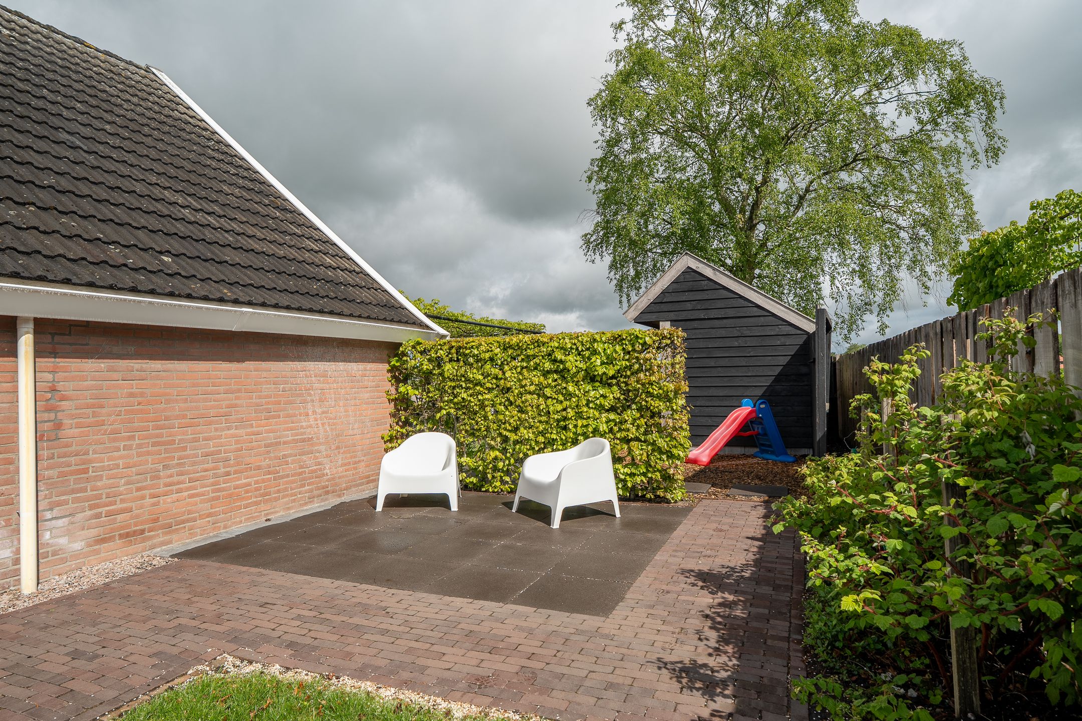 Spacious Farmhouse with Separate Guest Accommodation in Drenthe — 105