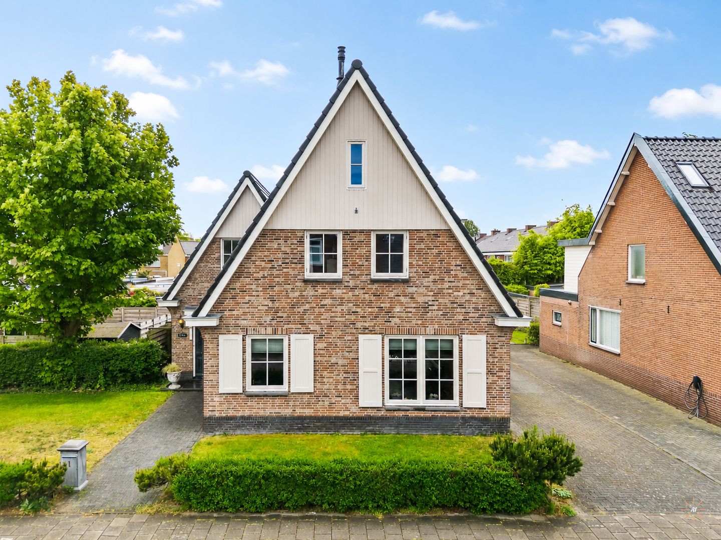 Spacious detached villa with garden in Heemskerk center — 48