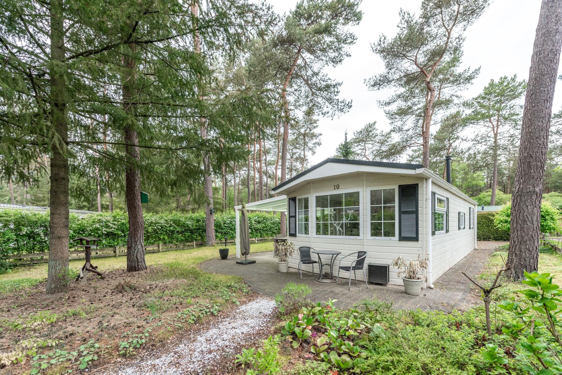 2-bedroom freehold villa in Doornspijk — photo 1 of 5