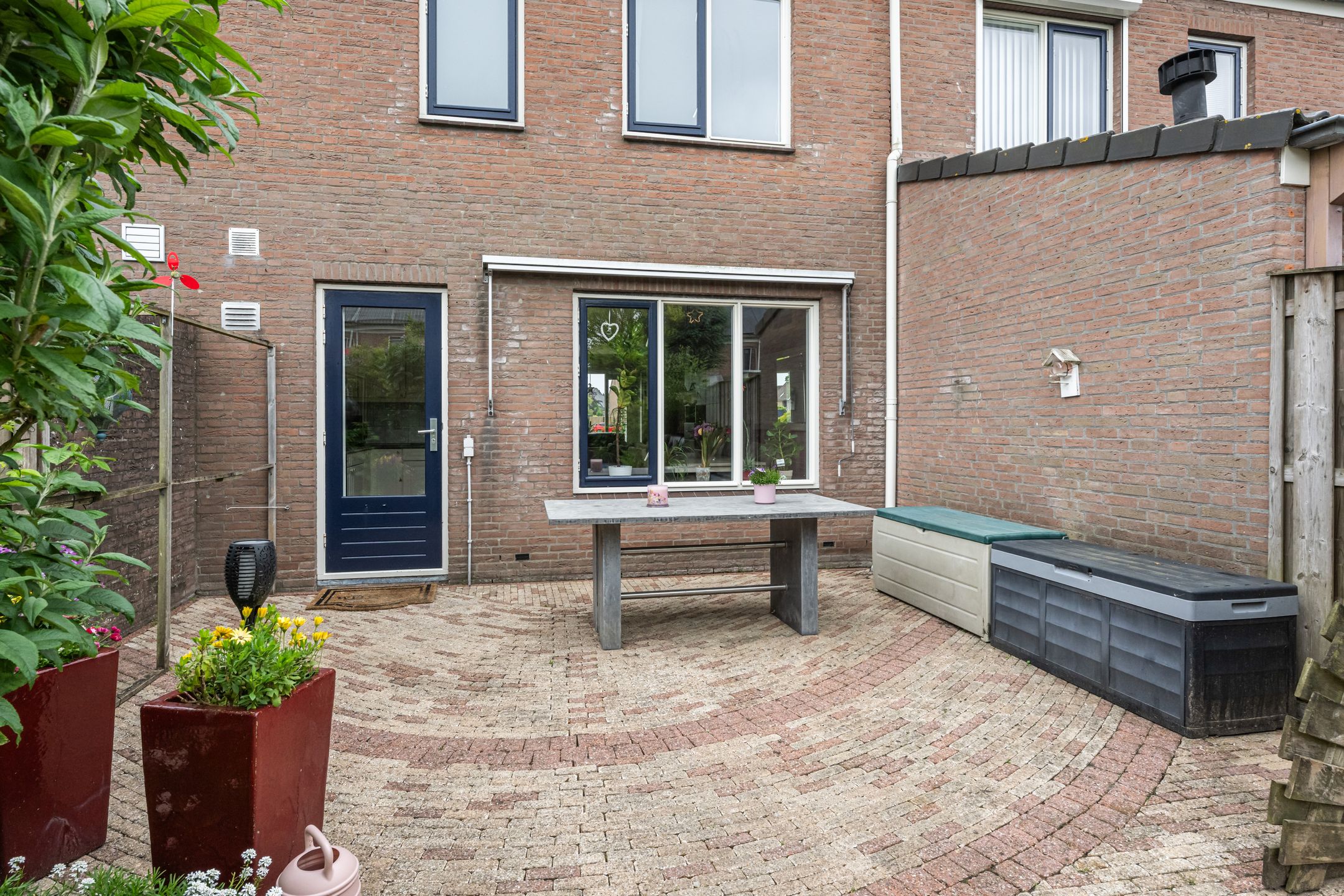 Spacious Terraced House with Solar Panels and Four Bedrooms in Oude-Tonge — 24
