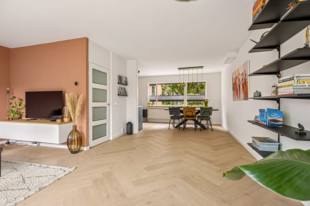Spacious and Sustainable Family Home with Sunny Garden in Maaspoort — 8