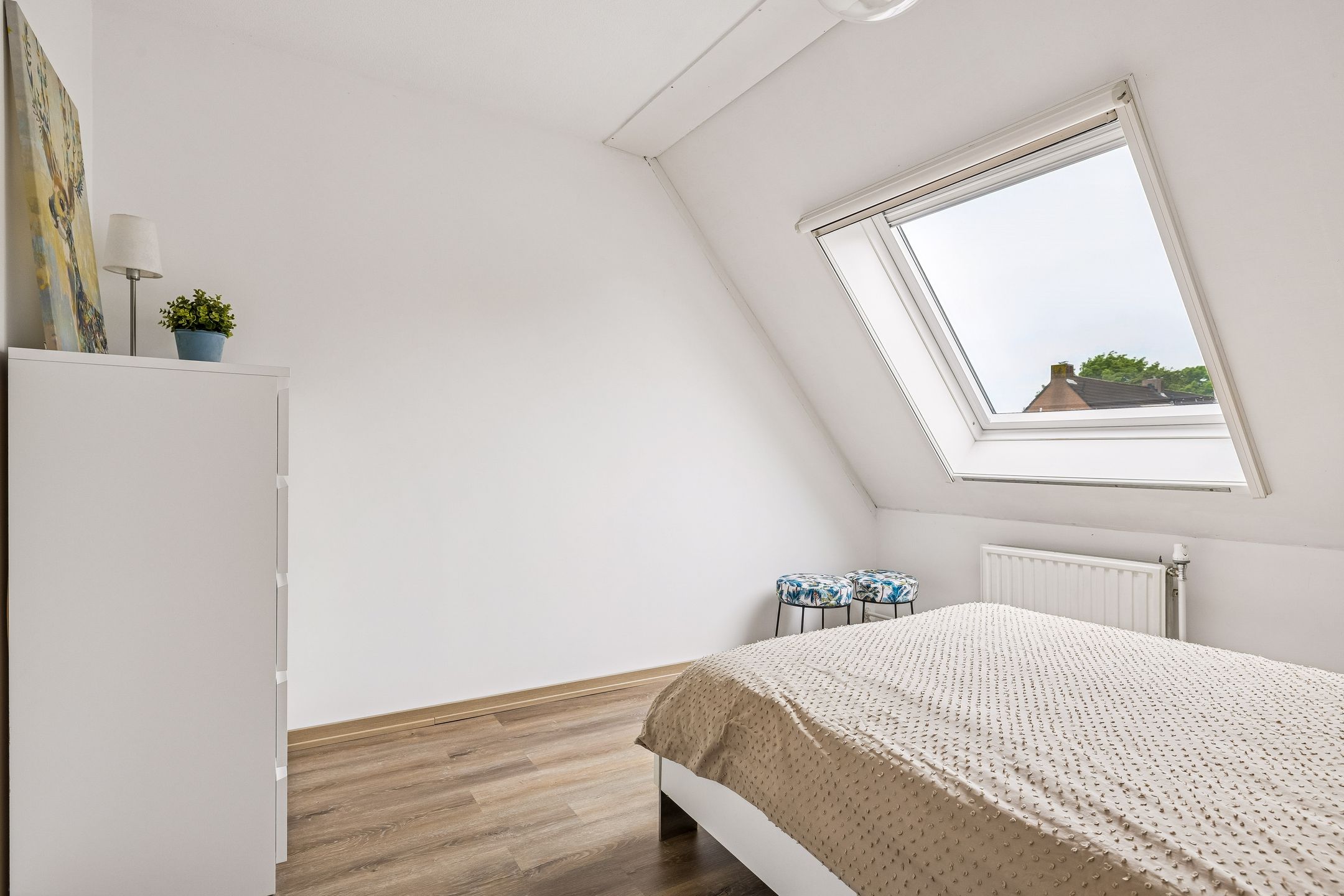 Spacious and Sustainable Family Home with Sunny Garden in Maaspoort — 18