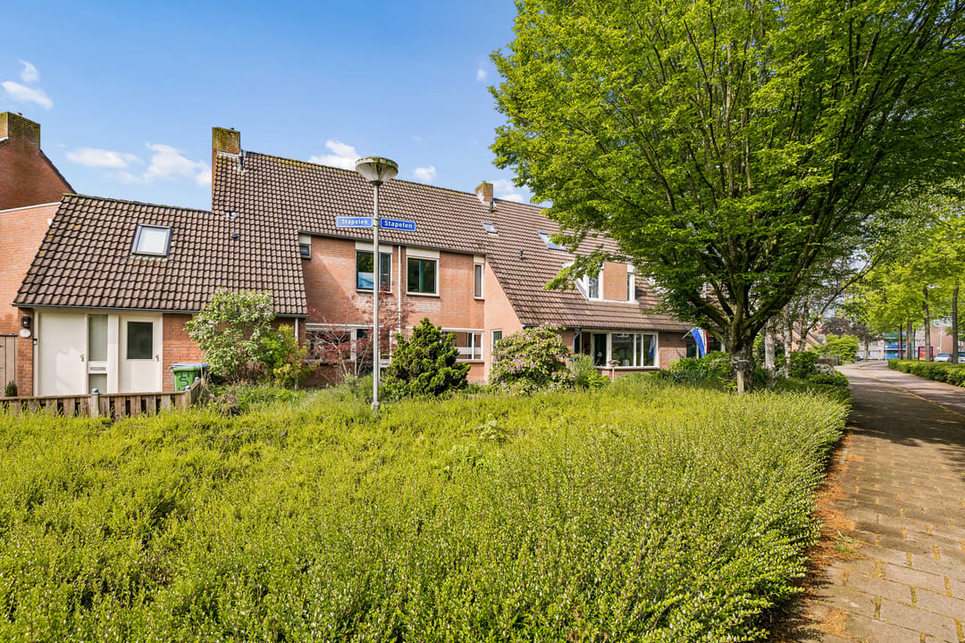 Spacious and Sustainable Family Home with Sunny Garden in Maaspoort — 31
