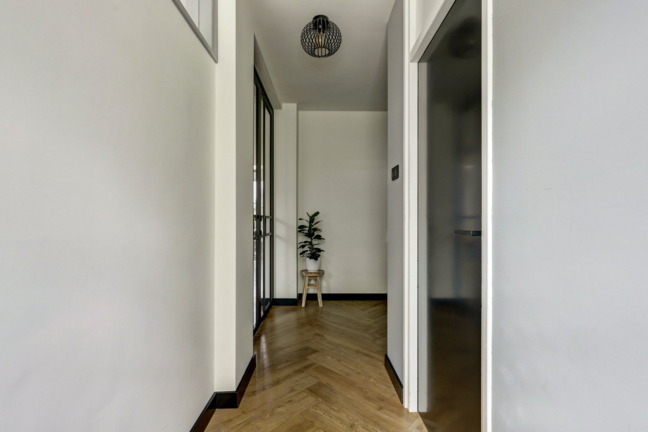 Photo 18 of van Naeldwijcklaan 67