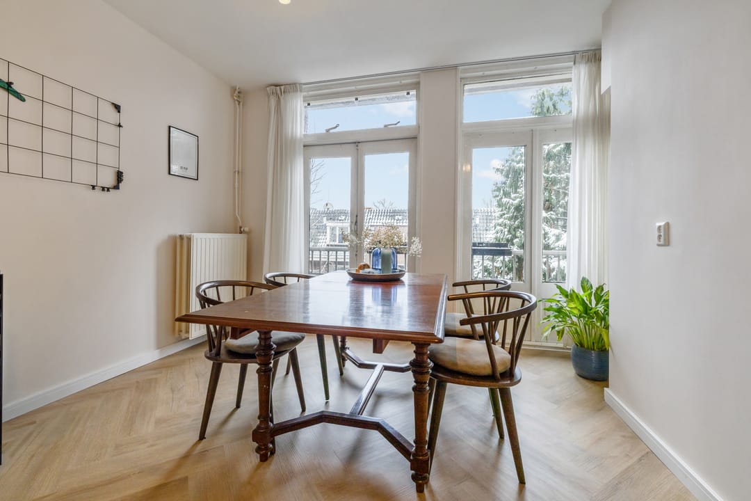 Photo 7 of Van Hilligaertstraat 16-D