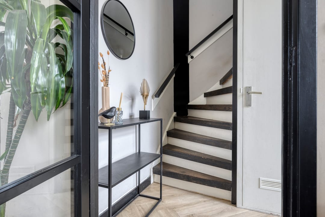 Well-Maintained Terraced Home with Sunny South-Facing Garden in Quiet Vuren — 11