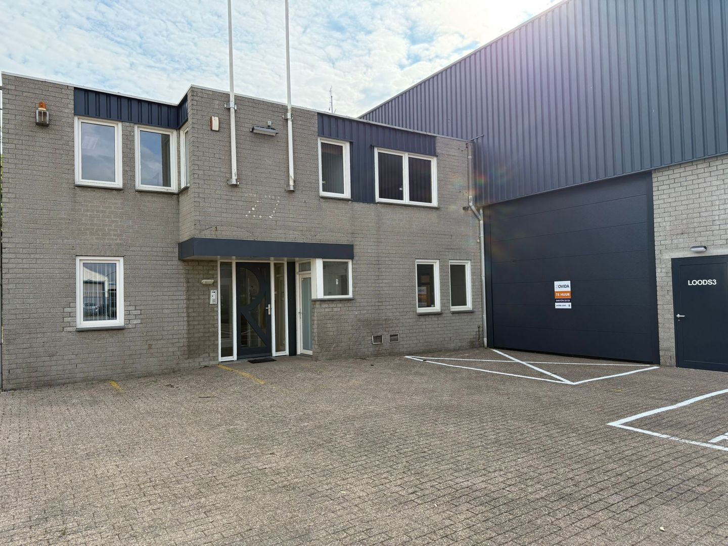 Bekijk foto 3 van Karveelweg 29