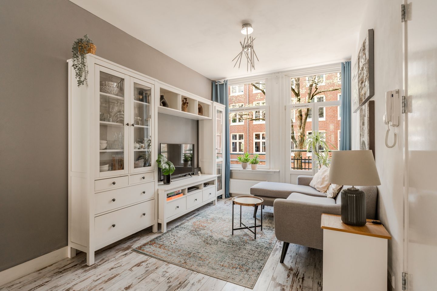 Photo 1 of Van Bossestraat 17-1