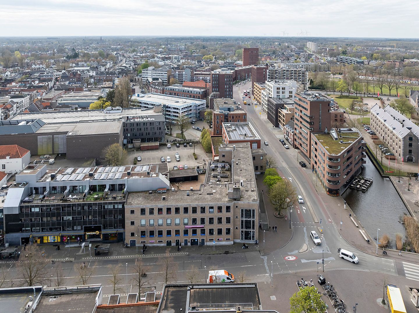 Bekijk foto 2 van Markendaalseweg 35-37