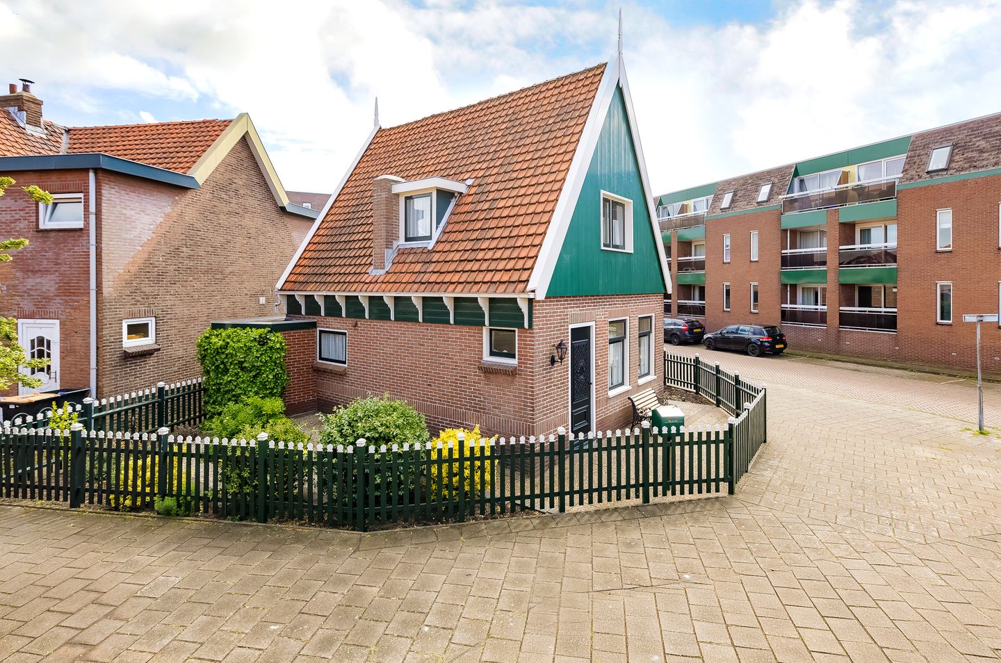 Photo 10 of Frans Naereboutstraat 47