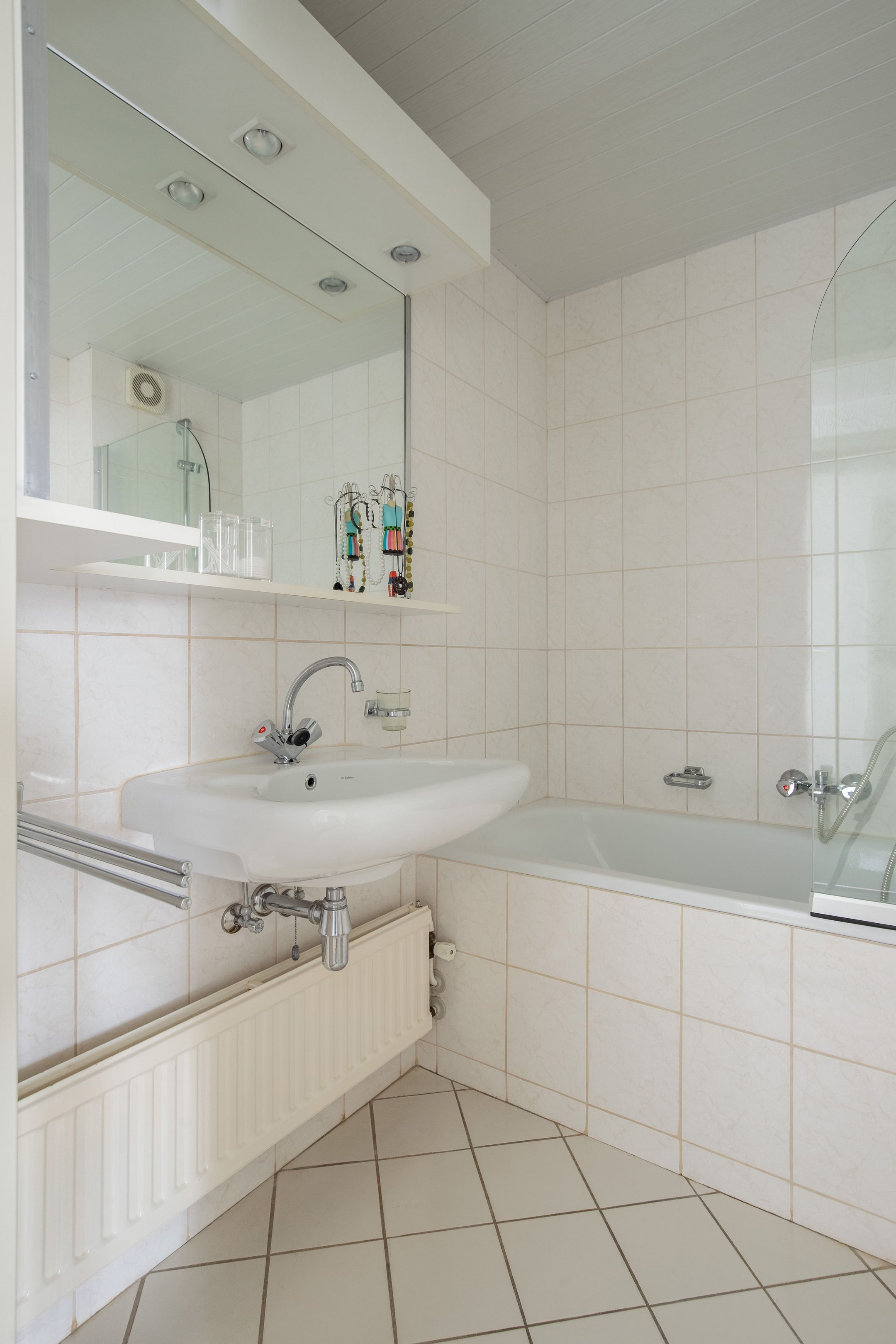 Photo 21 of Op het Veldje 28