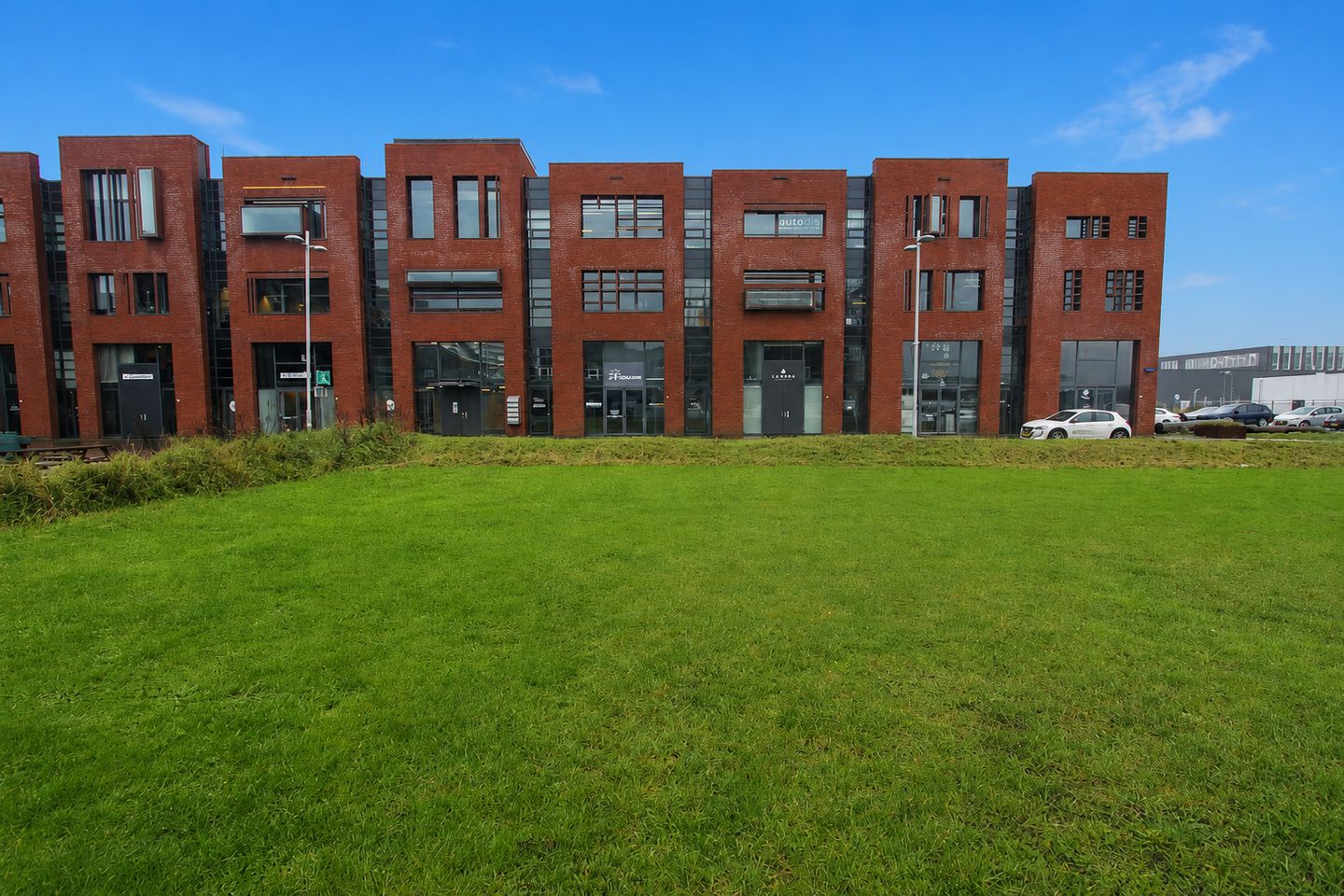 Bekijk foto 1 van Energieplein 8